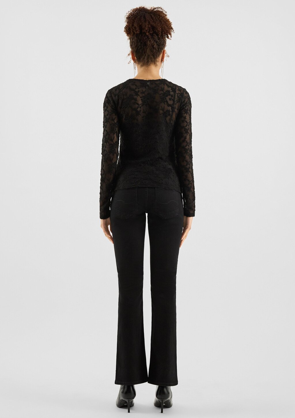 Langarmshirt aus weicher Spitze