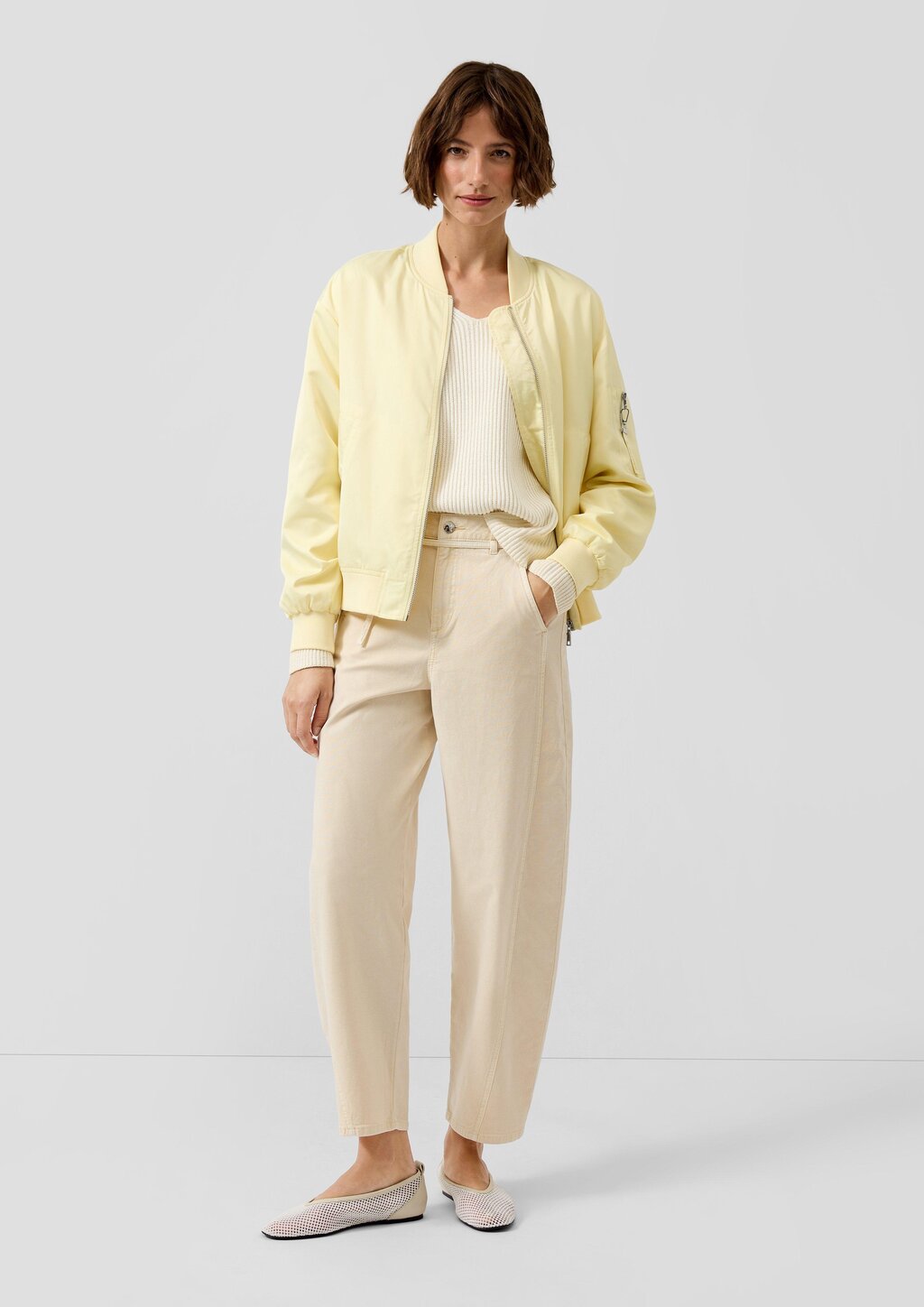 Baumwollmix-Strickpullover mit V-Ausschnitt