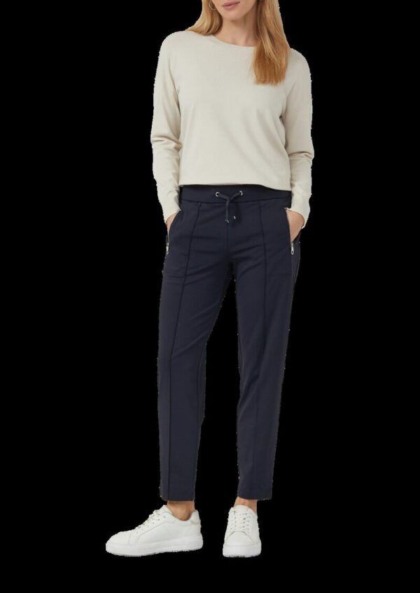 Jogpants aus fließendem Interlockjersey