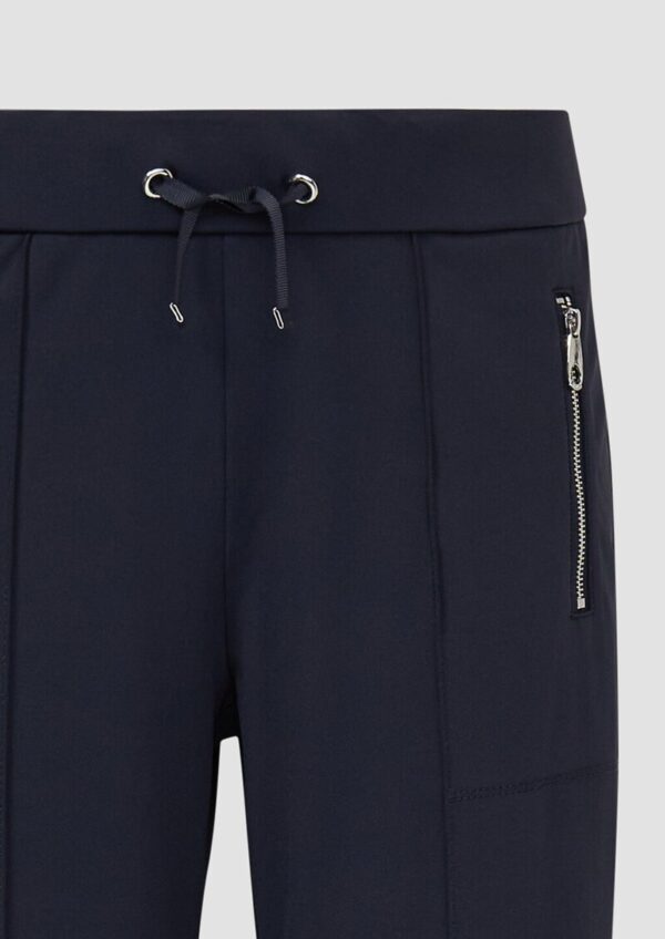 Jogpants aus fließendem Interlockjersey