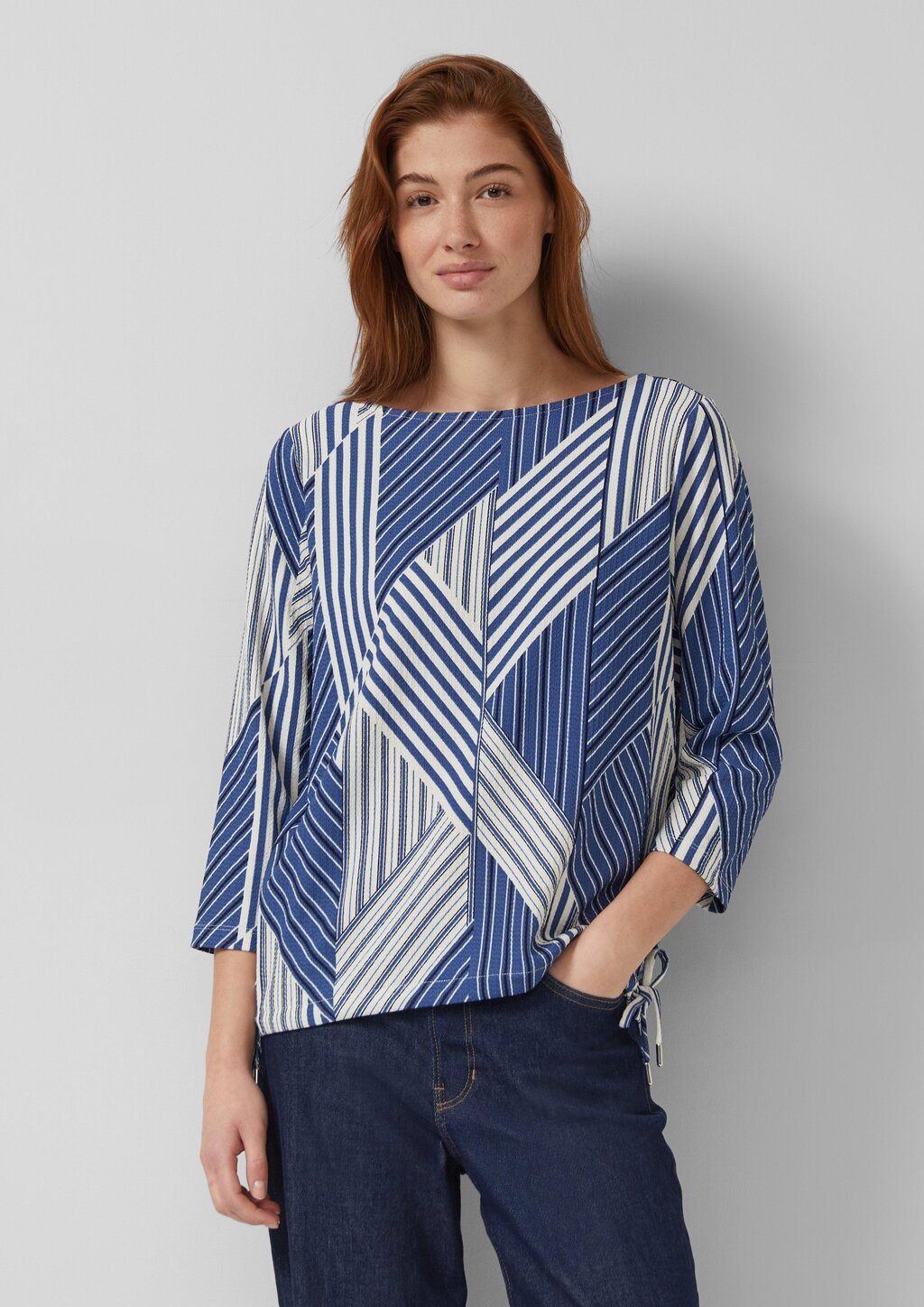 Strukturierte Shirt-Bluse mit U-Boot-Ausschnitt