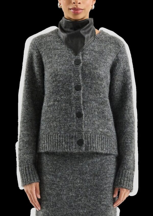 Flauschige Strickjacke