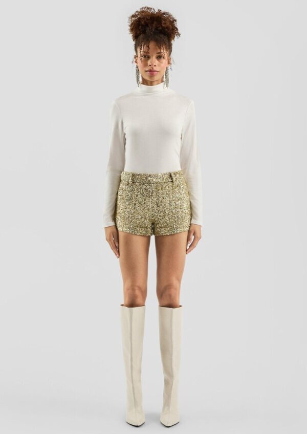 QS x Vanessa Mai | glitzernde Pailettenshorts