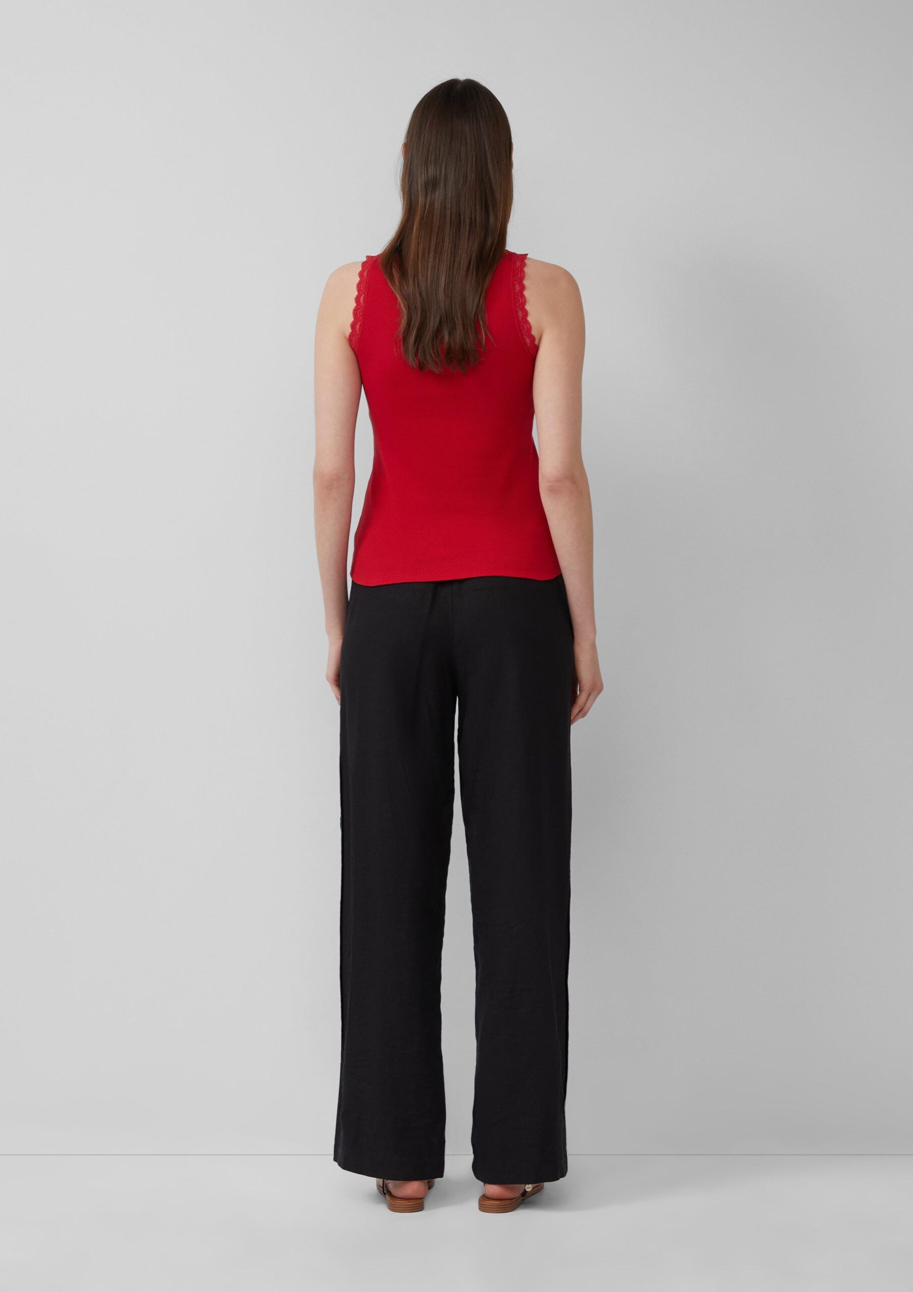 Geripptes Slim-Fit-Tanktop mit Spitze