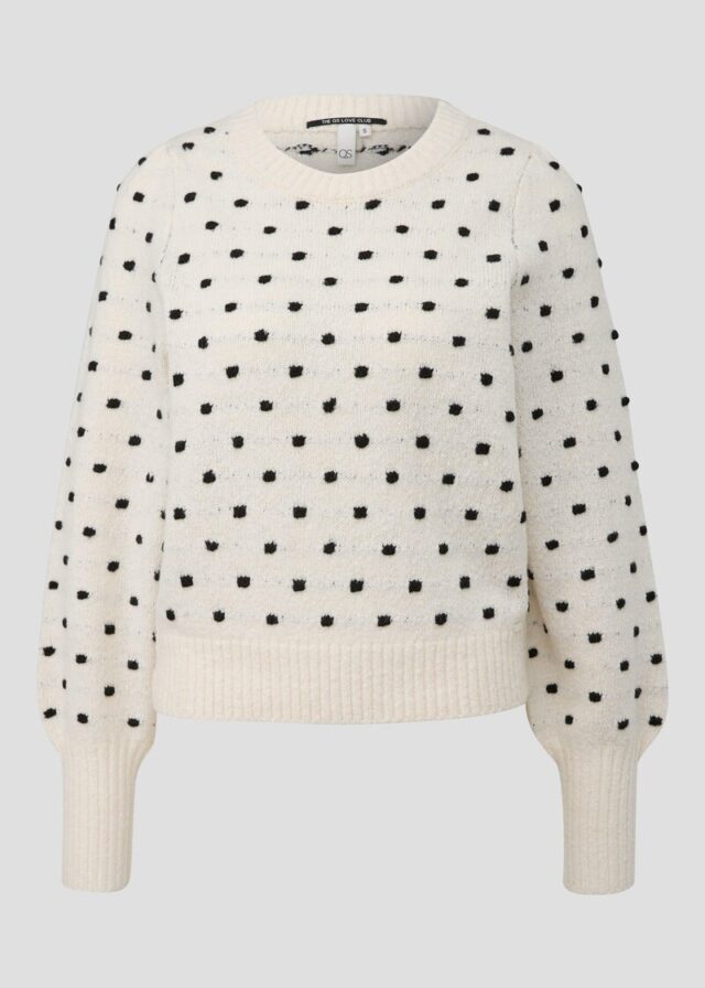 Pullover mit Punkten