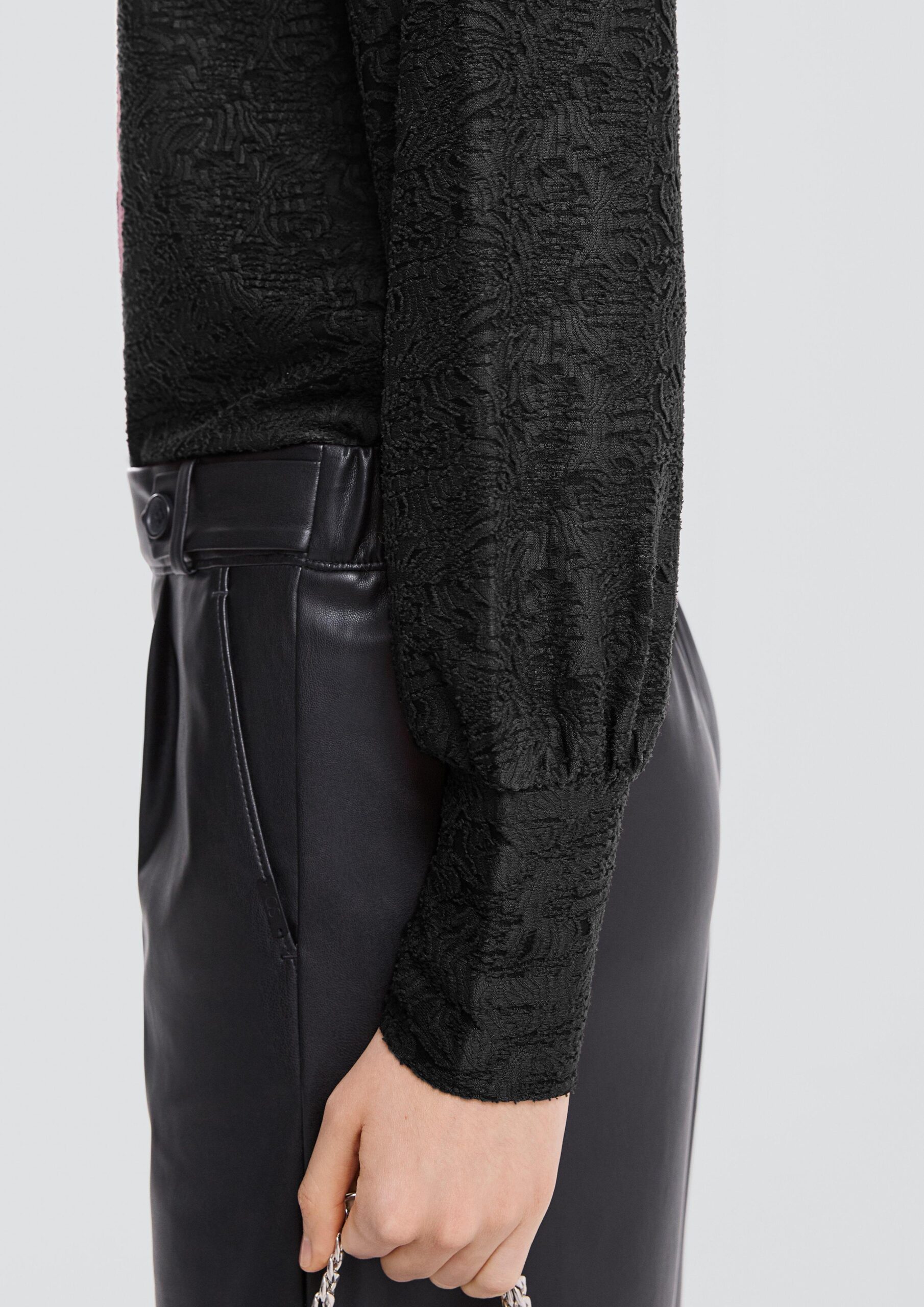 Leicht transparentes Blusenshirt