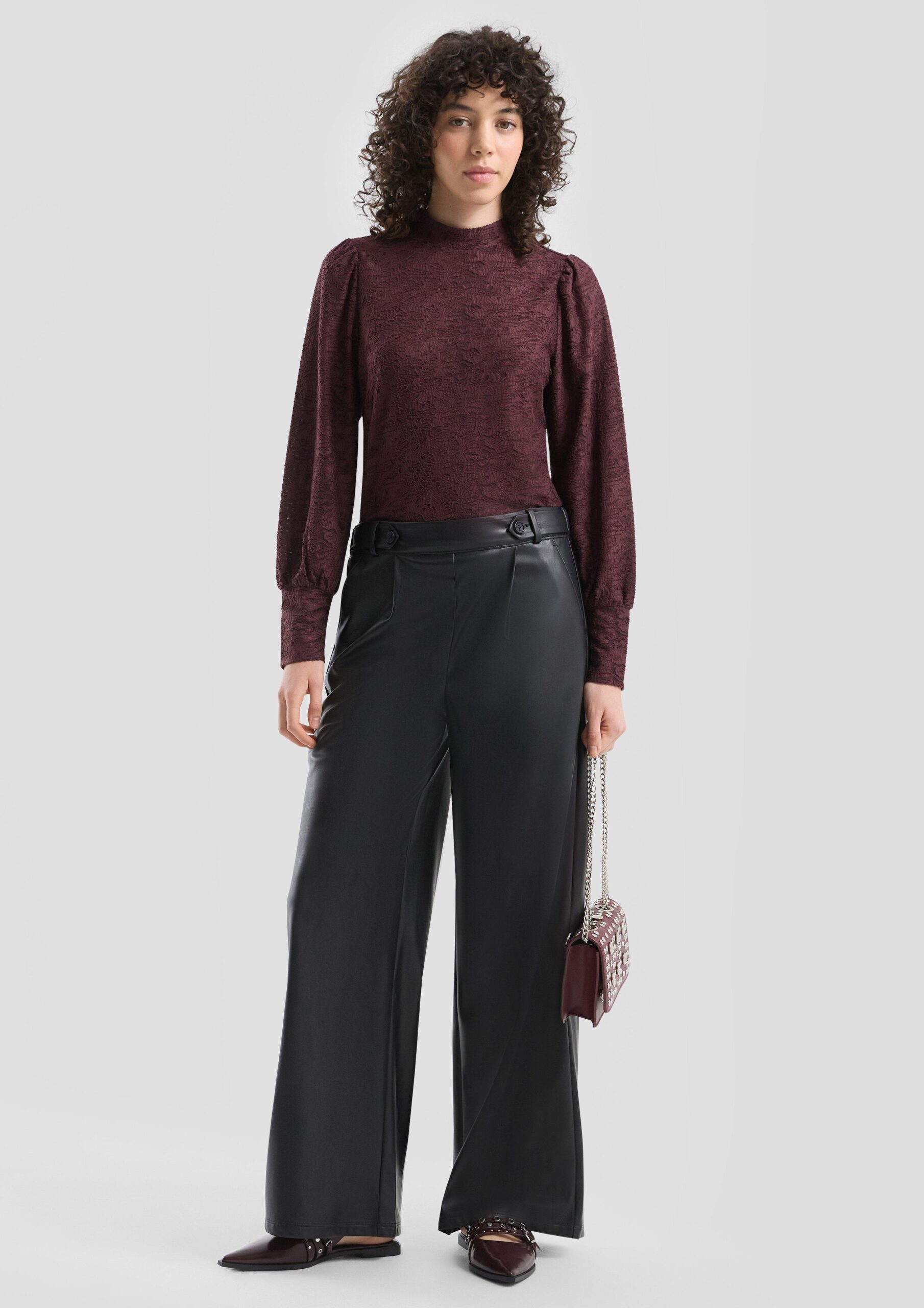 Leicht transparentes Blusenshirt