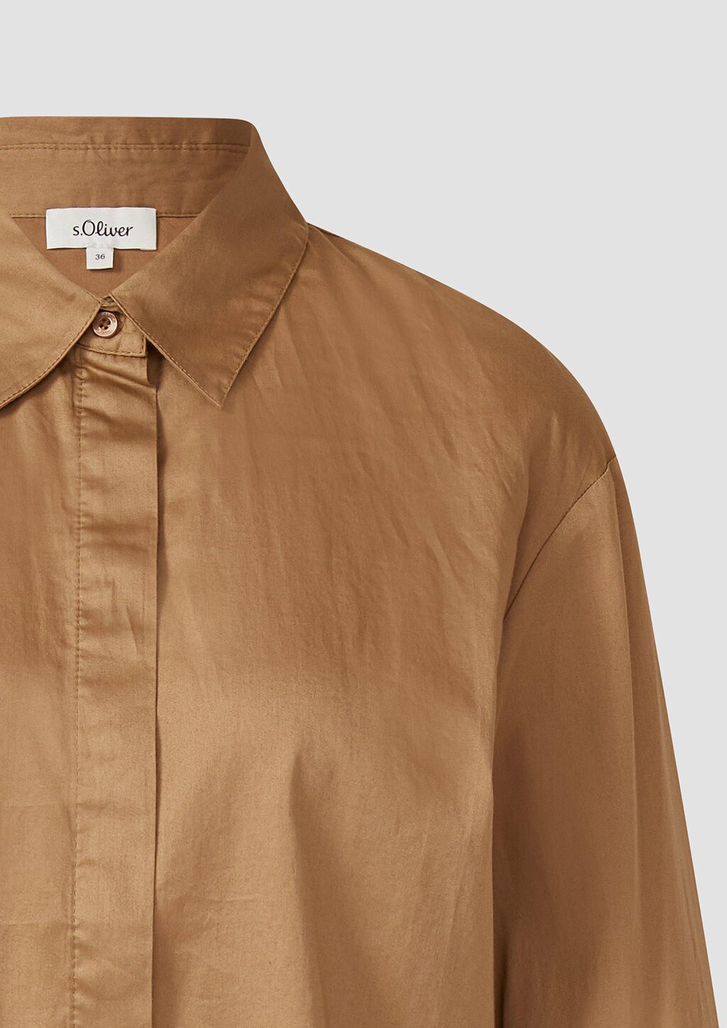 Verkürzte Bluse mit verdeckter Knopfleiste