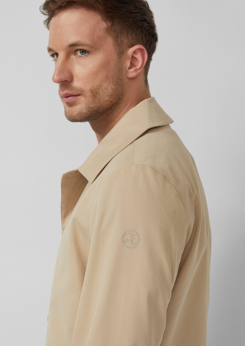 Leichter Kurzmantel aus Baumwollmix mit Umlegekragen