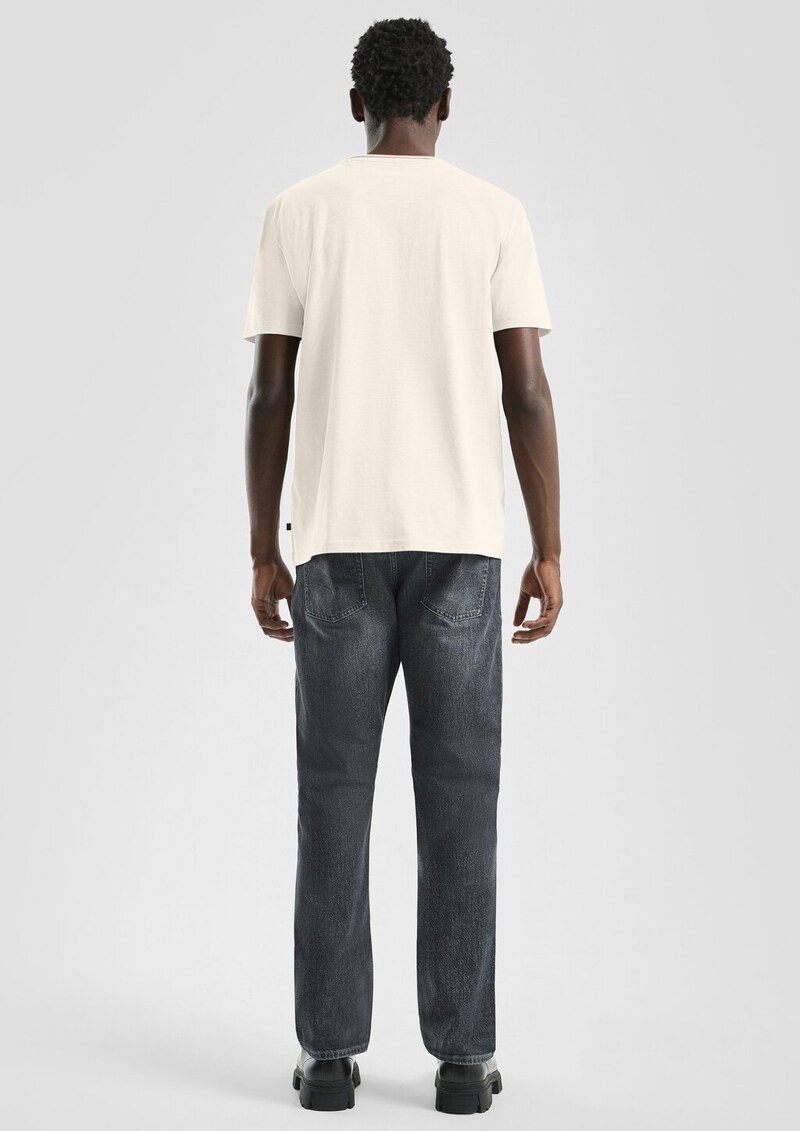 T-Shirt mit Rollkante