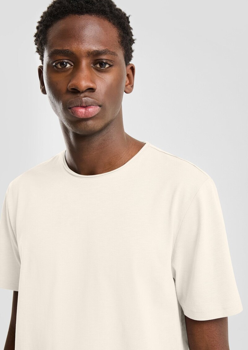 T-Shirt mit Rollkante