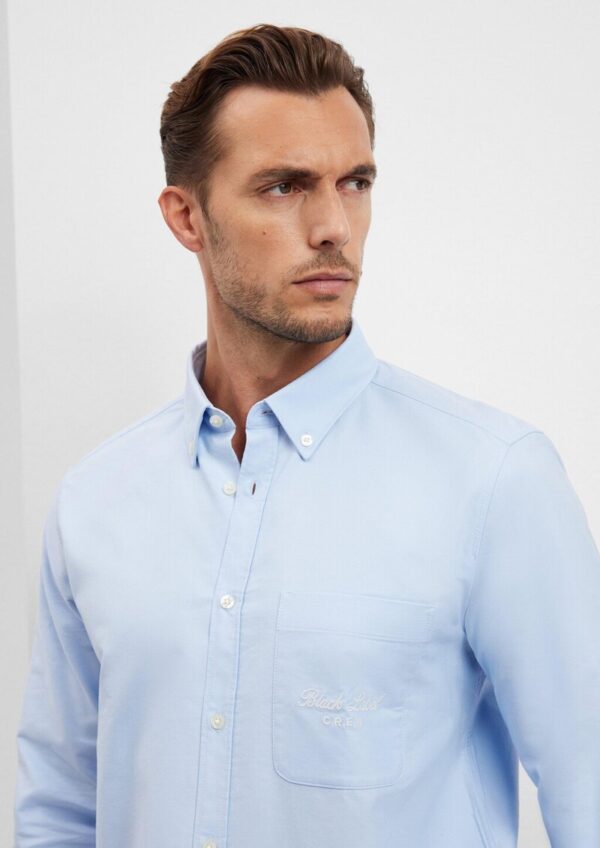 Regular Fit: Oxfordhemd mit Button-down-Kragen und Brusttasche