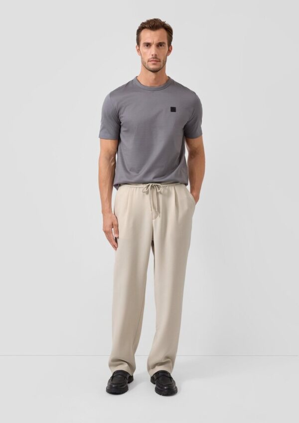 Sportive Jogpants aus Stretch-Gewebe