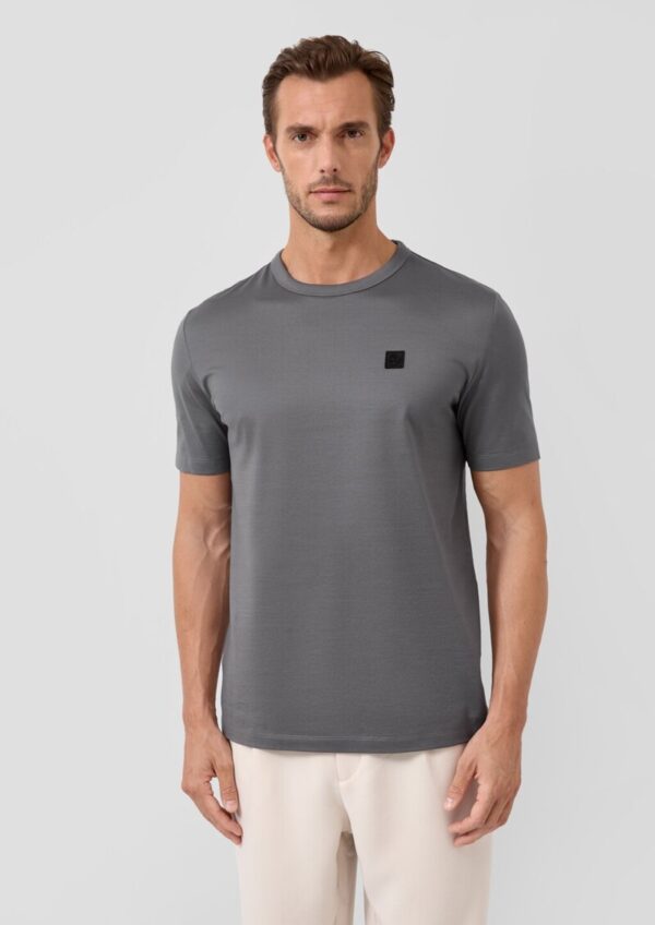 Hochwertiges T-Shirt aus Edeljersey