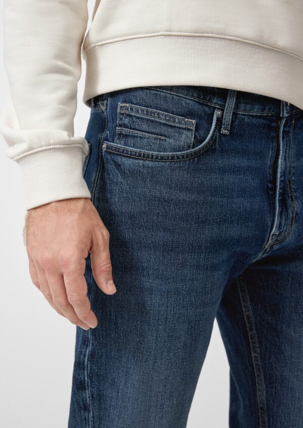 Jeans Benito / Regular Fit / Mid Rise / Straight Leg