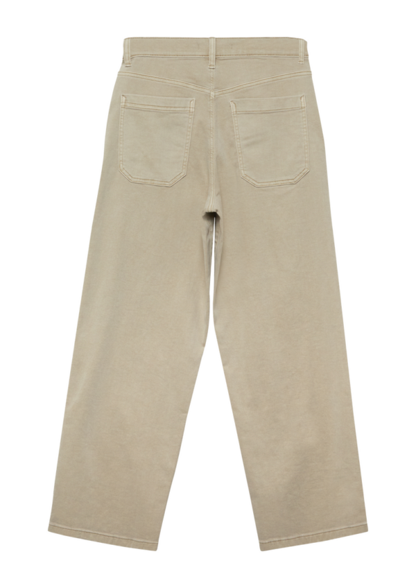 Baggy / Relaxed Fit / Mid Rise / Wide Leg