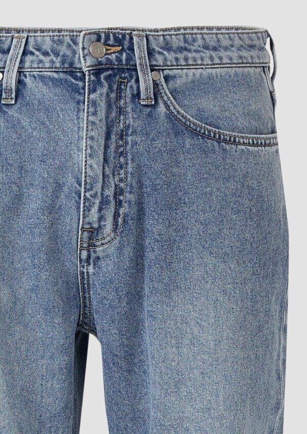 Jeans / Relaxed Fit / Mid Rise / Straight Leg / Waschung