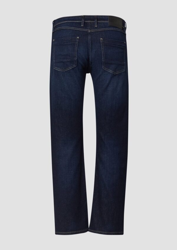 Jeans / Regular Fit / Mid Rise / Straight Leg