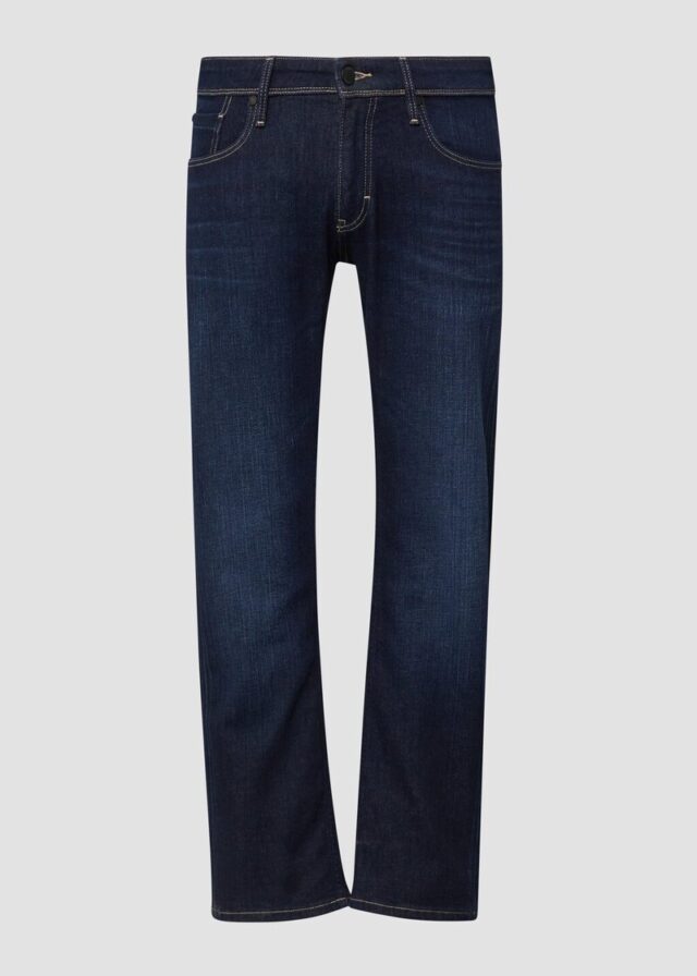 Jeans / Regular Fit / Mid Rise / Straight Leg