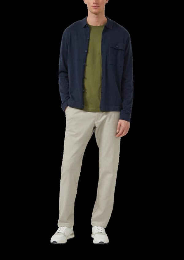 Gestricktes Hemd mit Brusttasche