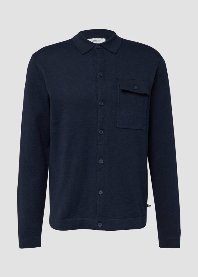 Gestricktes Hemd mit Brusttasche