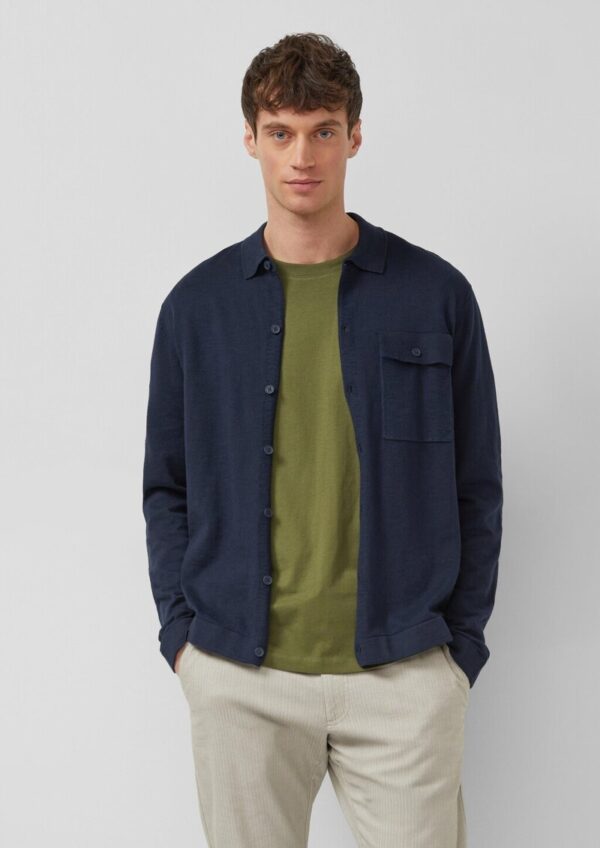 Gestricktes Hemd mit Brusttasche