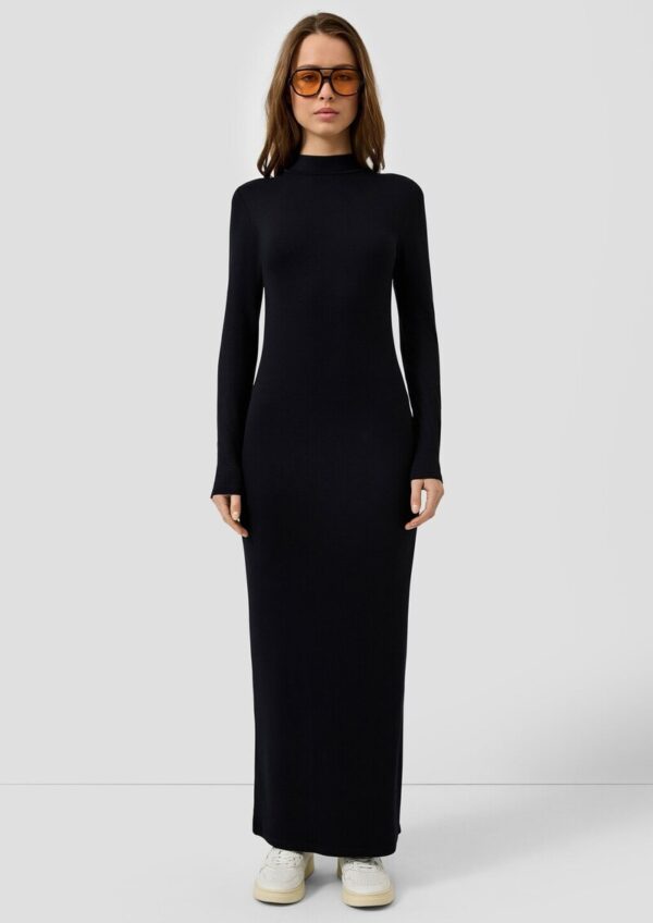 Rippkleid mit Stehkragen