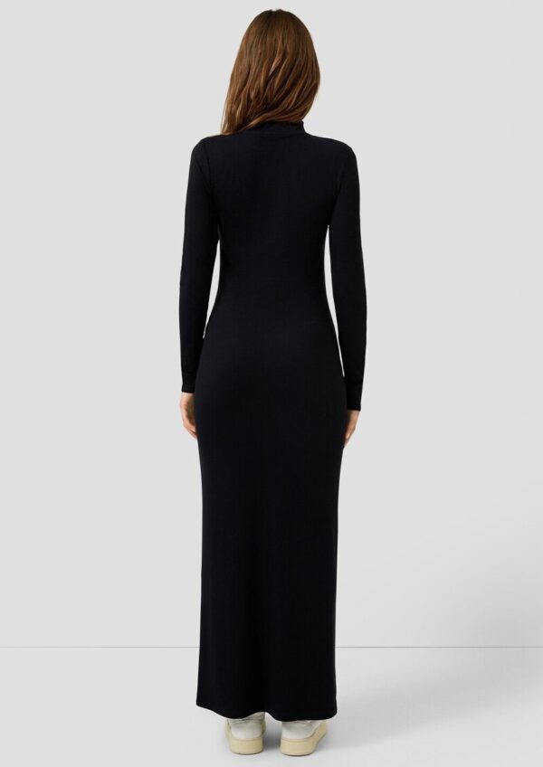Rippkleid mit Stehkragen