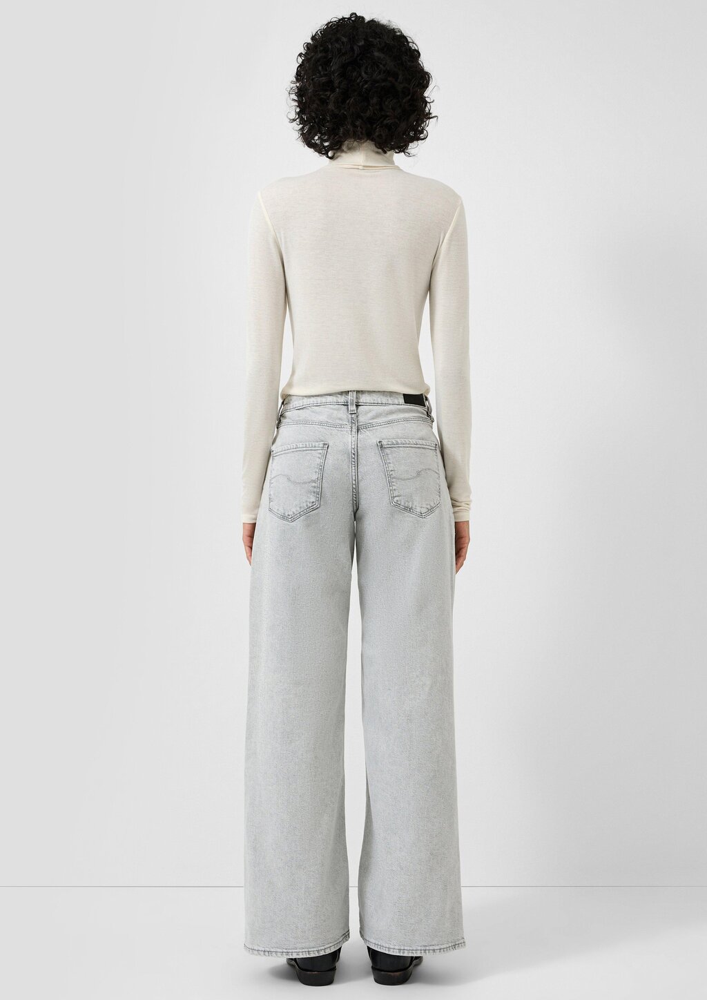 Leicht transparentes Rollkragenshirt