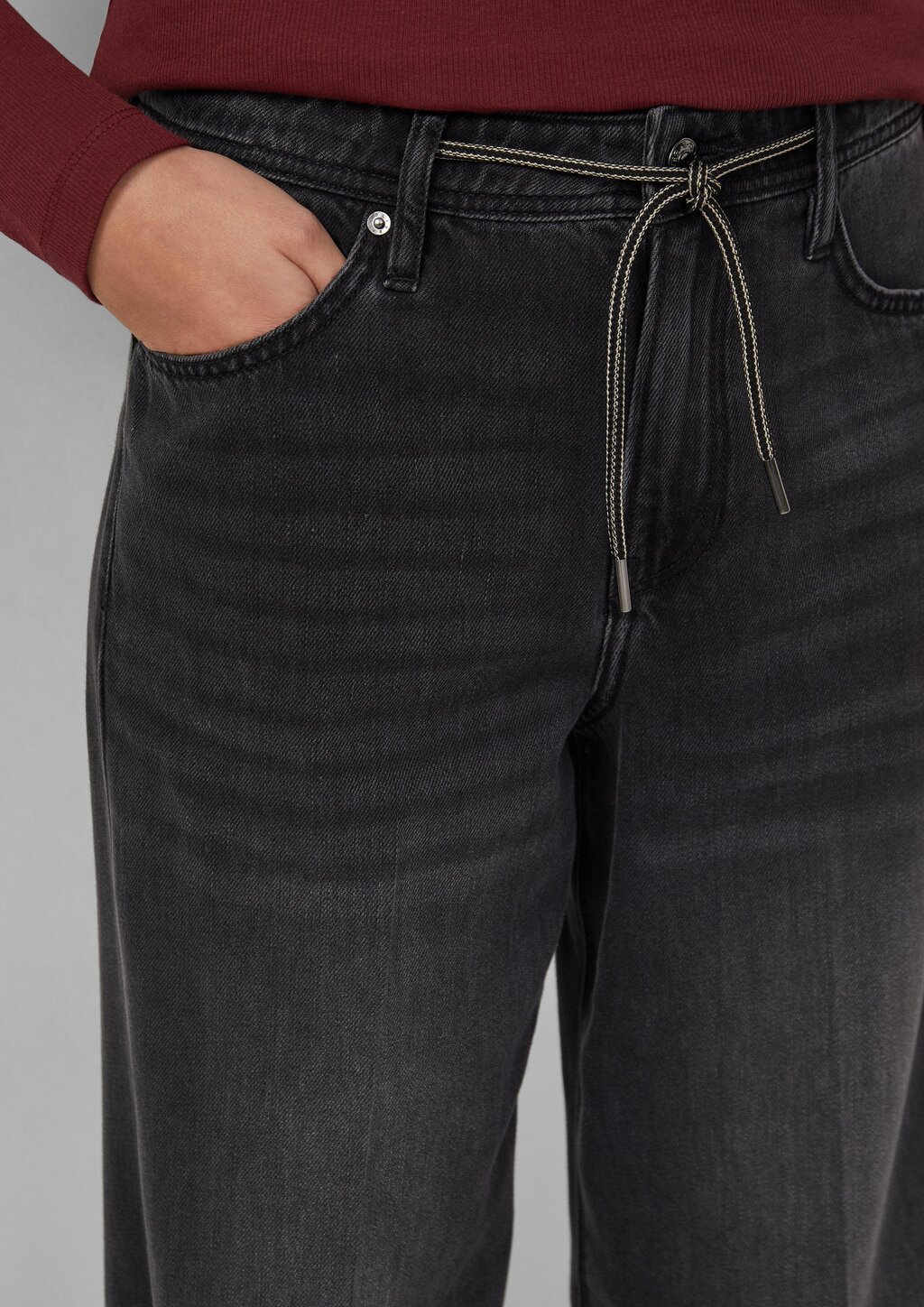 Jeans Suri / Regular Fit / Mid Rise / Wie Leg