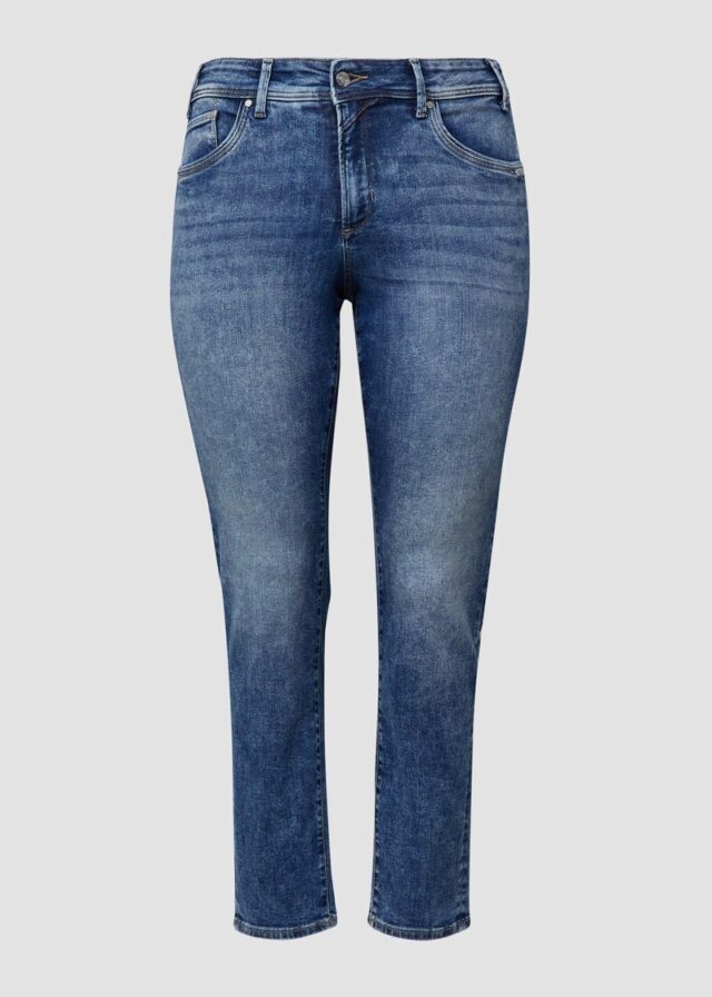 Jeans / Slim Fit / Mid Rise / Slim Leg