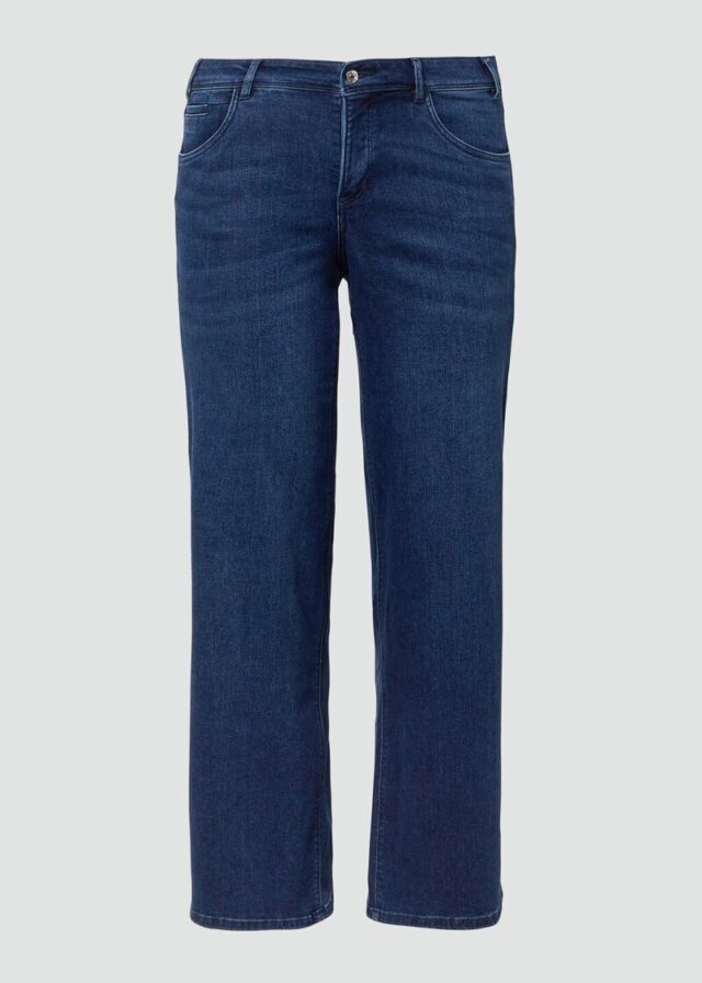 Jeans / Relaxed Fit / Mid Rise / Wide Leg