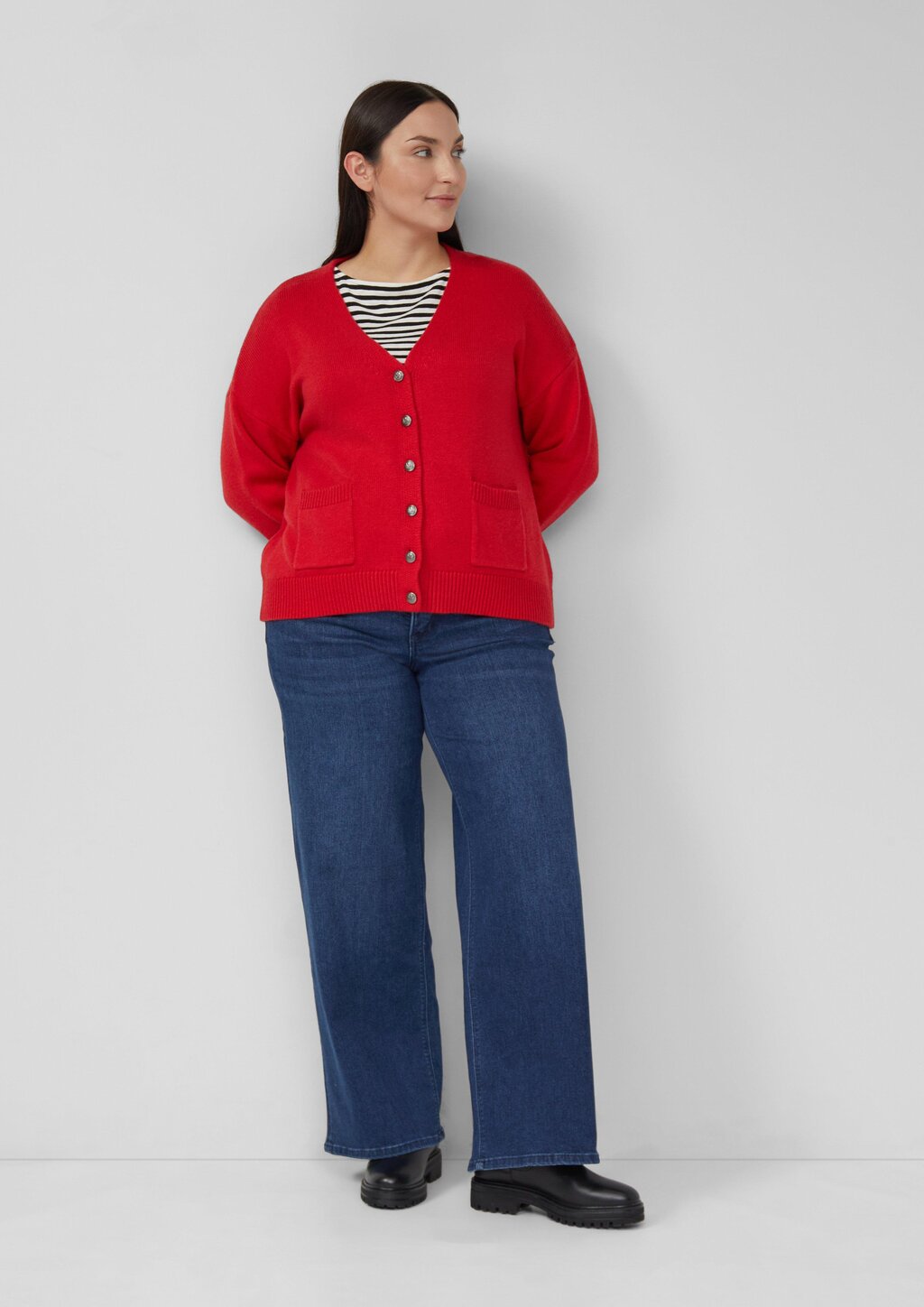 Jeans / Relaxed Fit / Mid Rise / Wide Leg