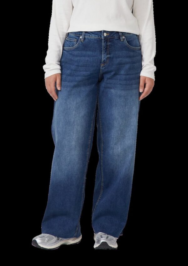 Jeans / Slim Fit / Mid Rise / Wide Leg / Superstretch