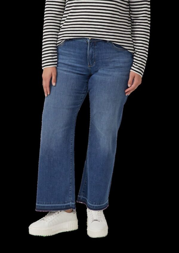 Jeans / Slim Fit / Mid Rise / Flared Leg / offener Saum