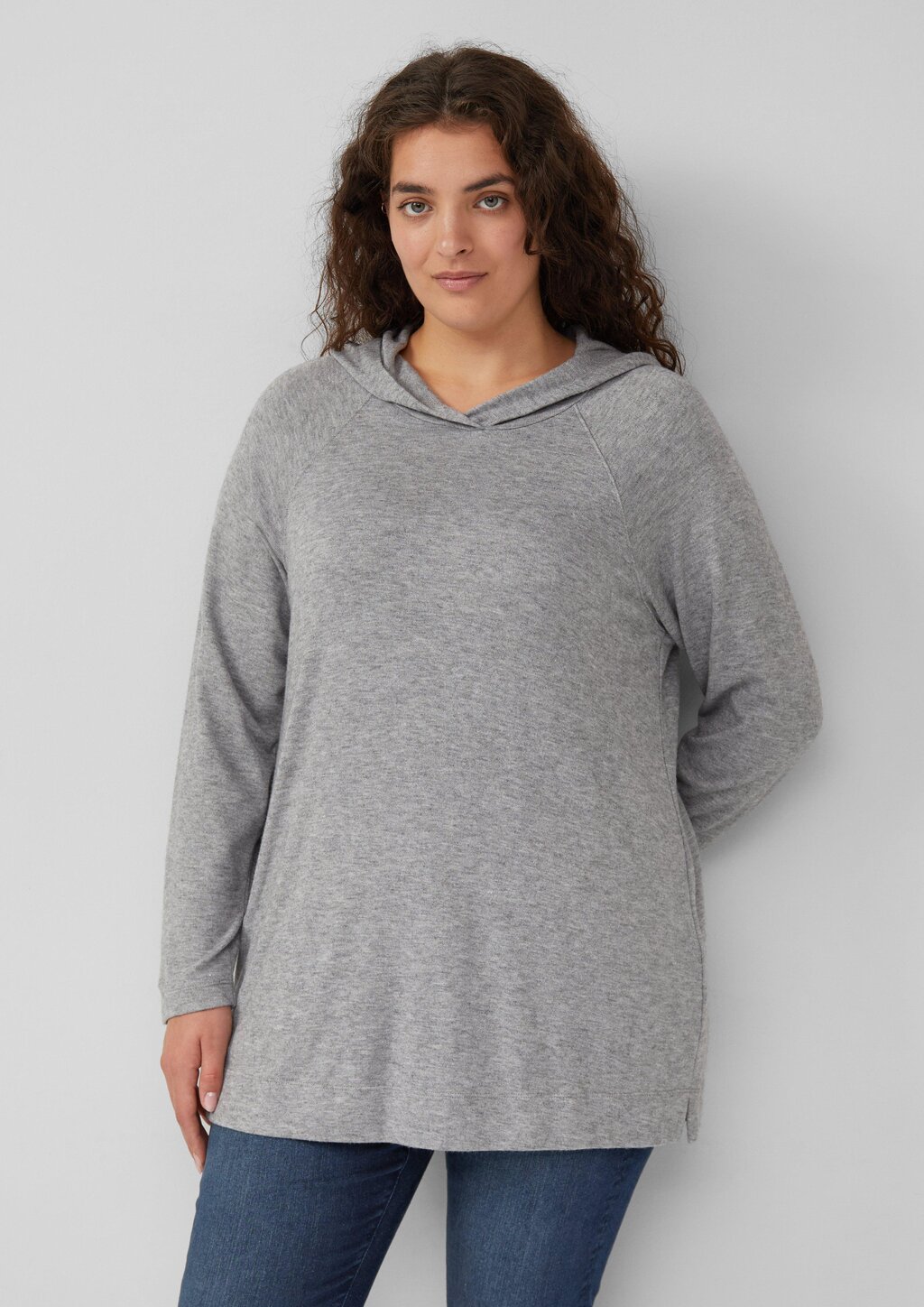 Meliertes Longsleeve aus Stretchjersey mit Kapuze