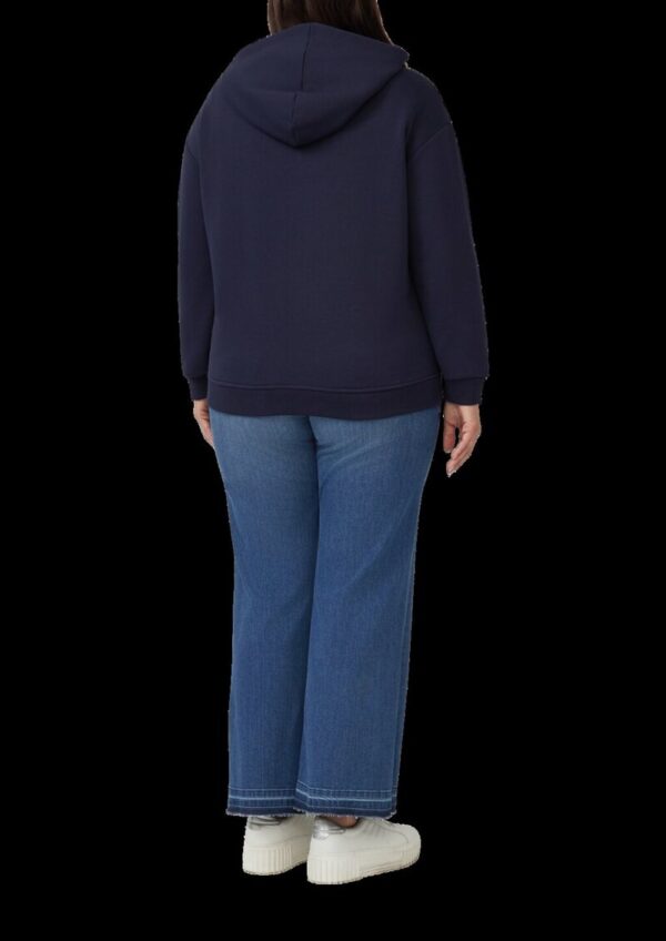 Angeraute Sweatshirtjacke mit Stickerei