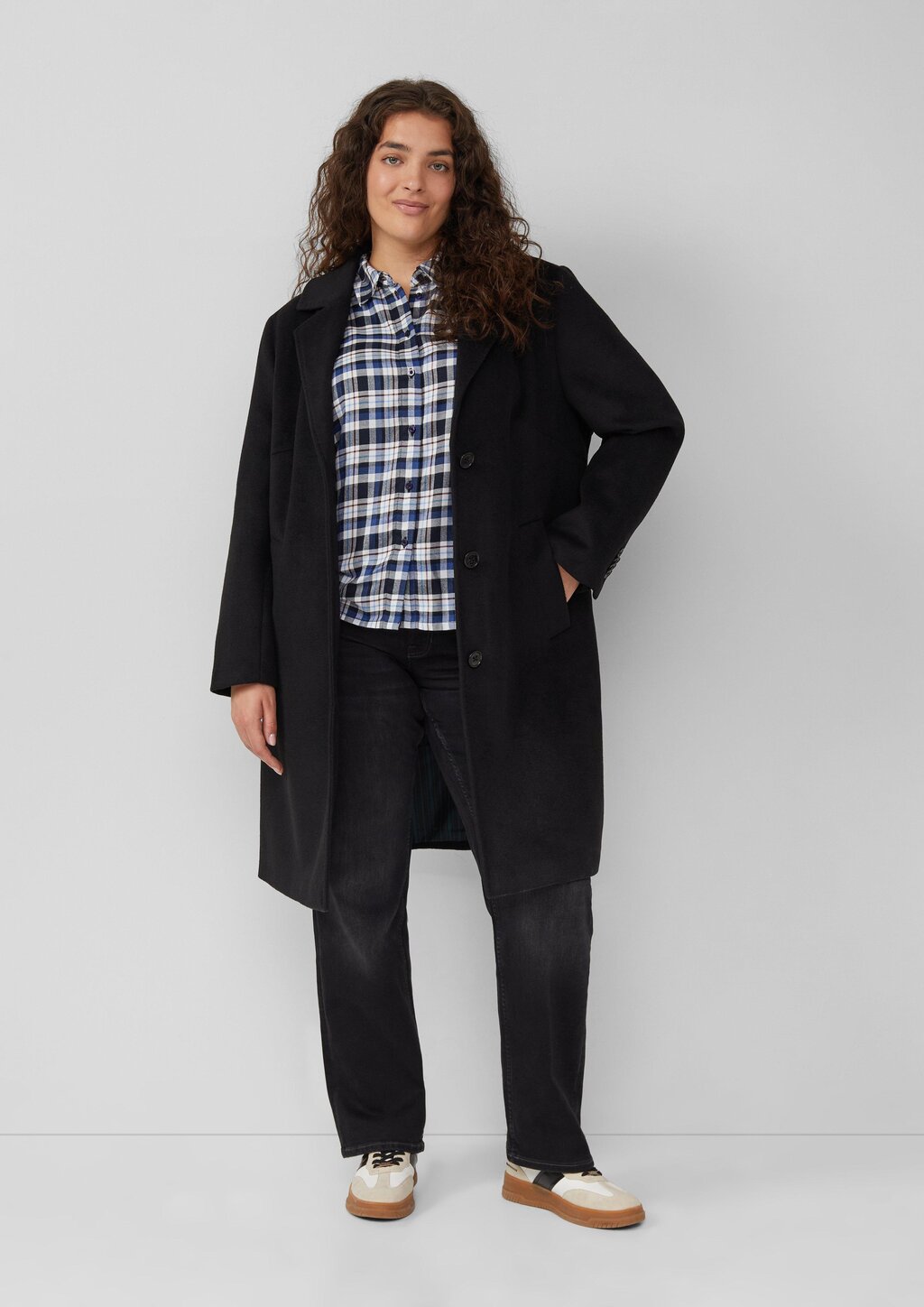 Karierte Hemdbluse mit Raffung am Rücken