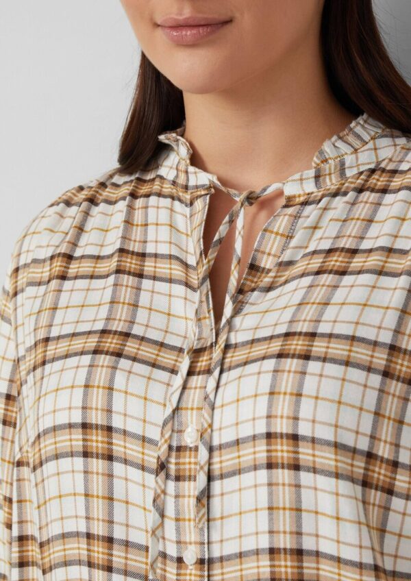 Karierte Hemdbluse im Relaxed Fit mit Rüschenkragen