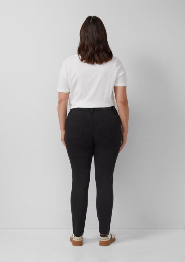 Jeans Izabell / Skinny Fit / Mid Rise / Skinny Leg