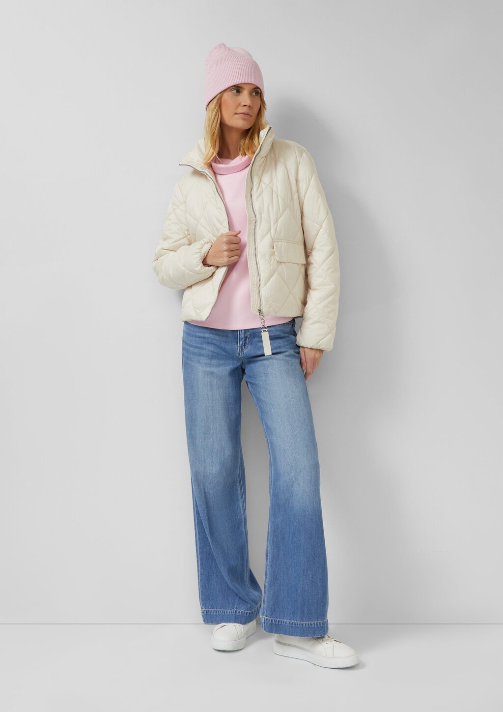 Beanie mit Turn-up-Funktion und Logo-Detail