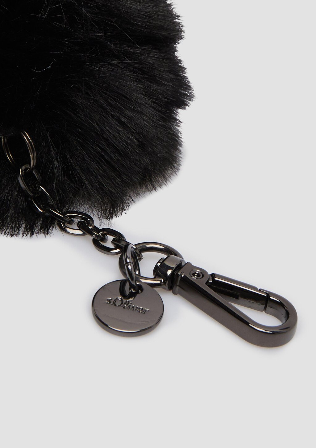 Pom Pom Anhänger aus Fake Fur