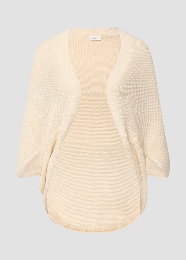 Gestrickter Poncho im O-Shape