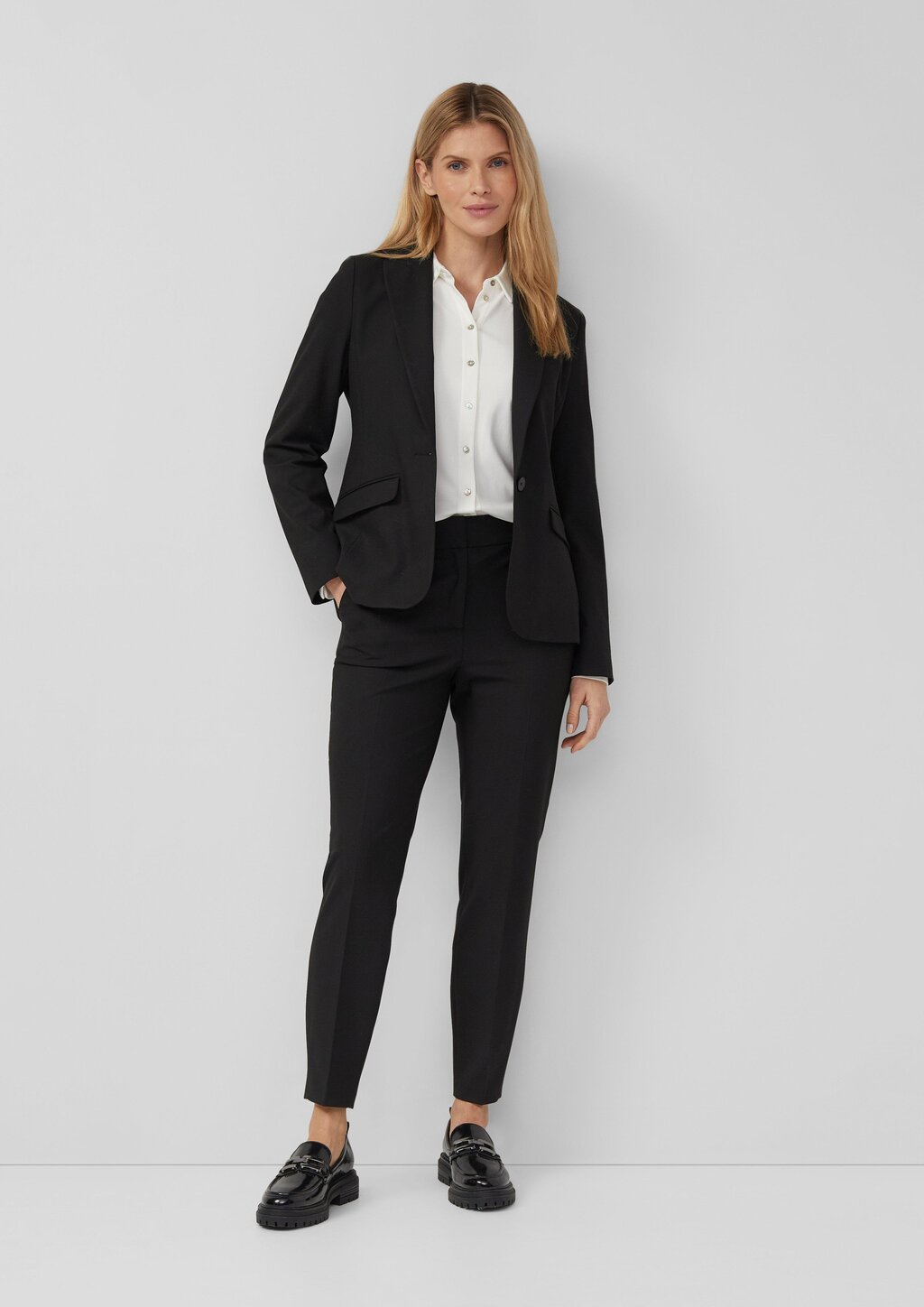 Slim-Fit-Hose mit Tapered Leg und Elastikbund