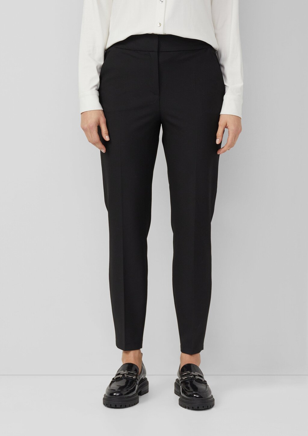 Slim-Fit-Hose mit Tapered Leg und Elastikbund