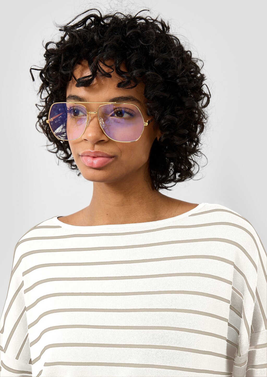 Leichter Strickpullover aus Viskosemix