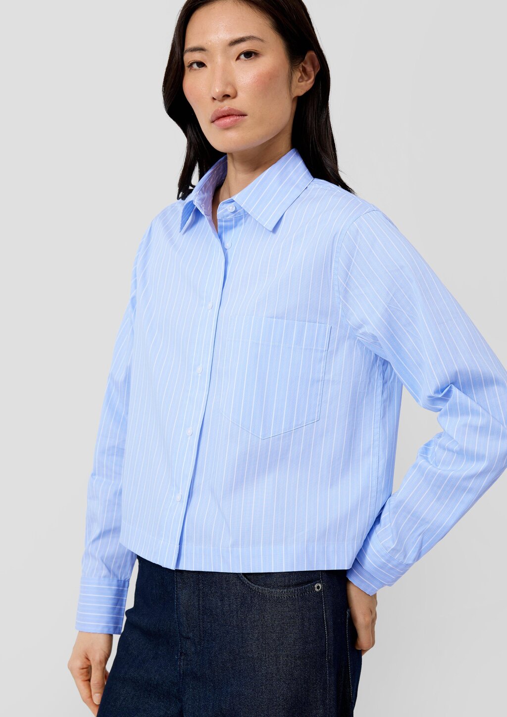 Verkürzte Hemdbluse aus Popeline