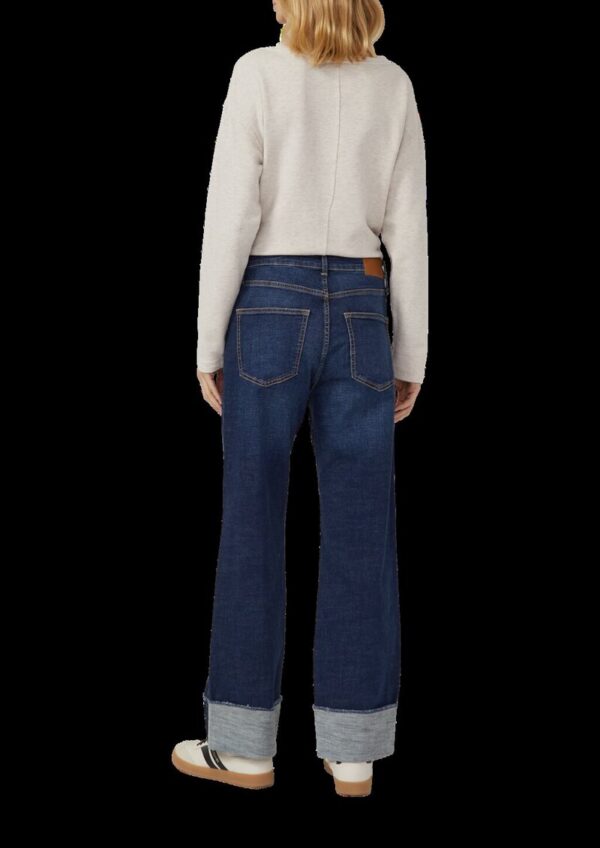 Beth Boyfriend / Relaxed Fit / Mid Rise / Straight Leg / Aufschlag