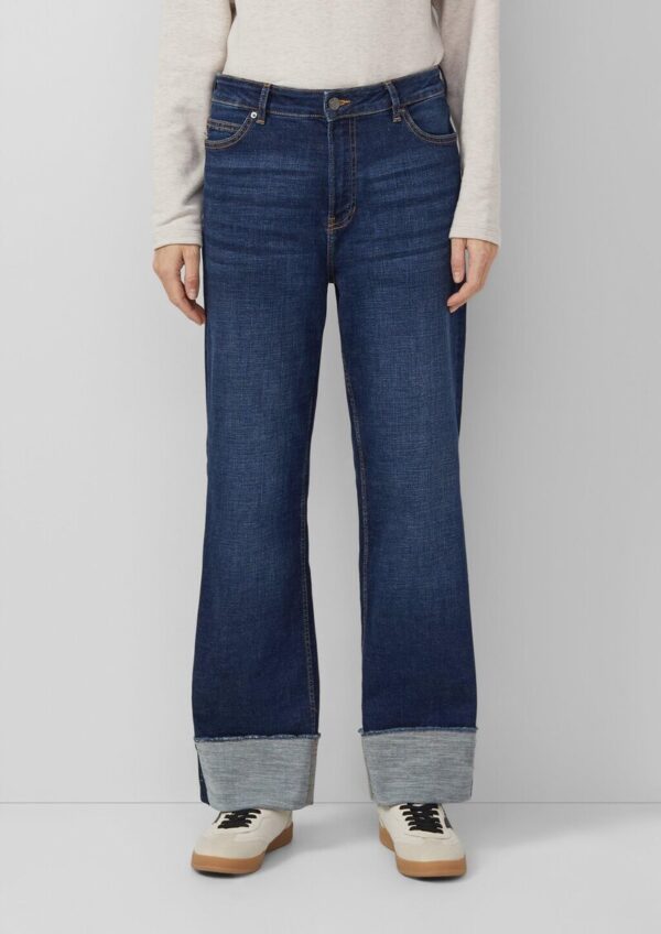 Beth Boyfriend / Relaxed Fit / Mid Rise / Straight Leg / Aufschlag