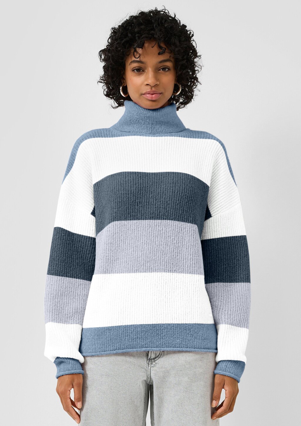 Rollkragenpullover mit Streifen